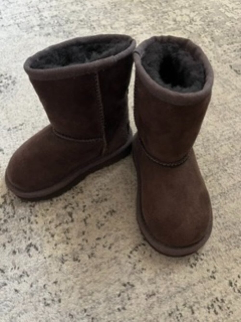 UGG Classic Boot Chocolate Kids 6